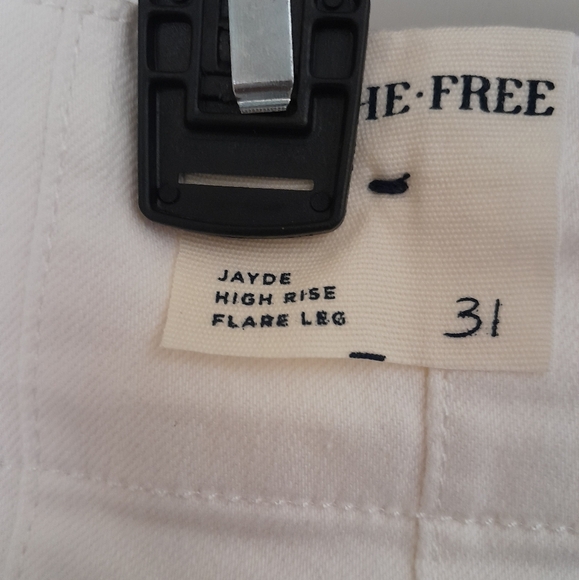 Free People Jayde High Rise Flare Leg Jeans / Pure White Size 31 - Picture 3 of 15